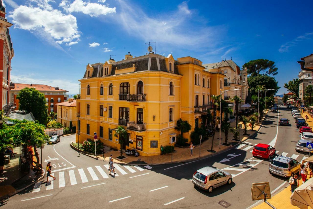 Premium Apartments Villa Herkules 오파티아 외부 사진